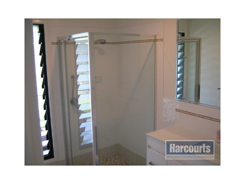 24 Muirhead Close, Kooralbyn QLD 4285