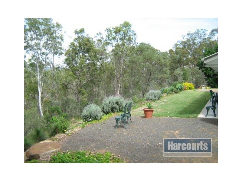 24 Muirhead Close, Kooralbyn QLD 4285