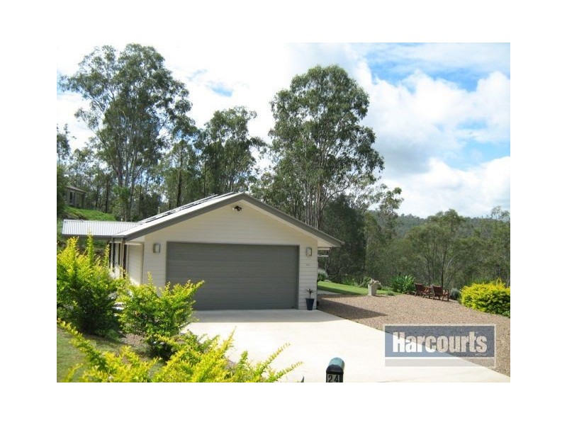 24 Muirhead Close, Kooralbyn QLD 4285