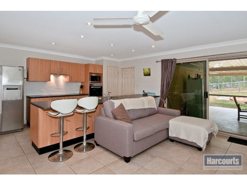 185 Peppertree Drive, Jimboomba QLD 4280