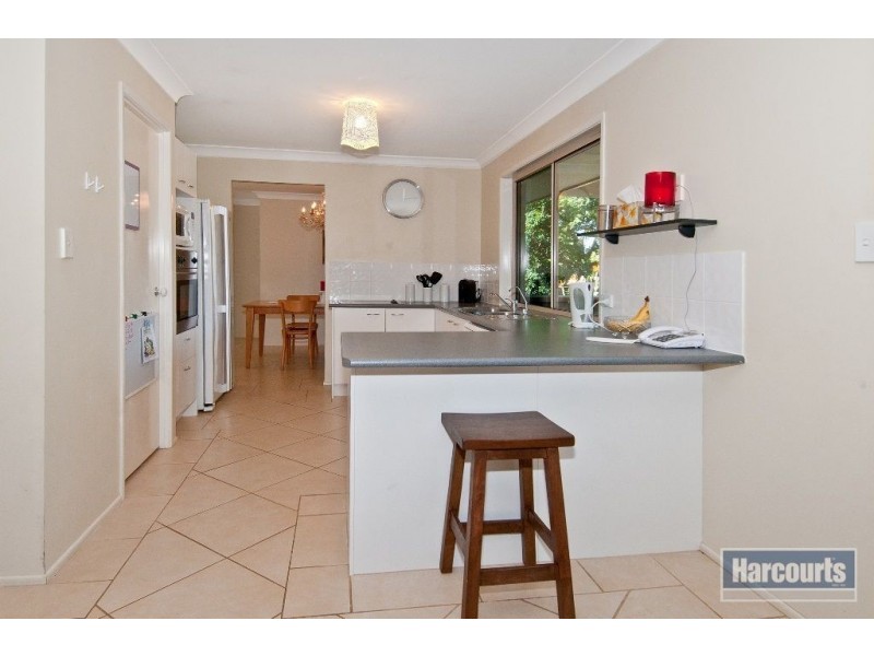6 Dorset Close, Greenbank QLD 4124