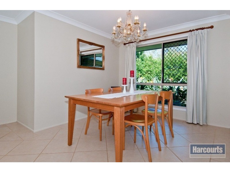 6 Dorset Close, Greenbank QLD 4124