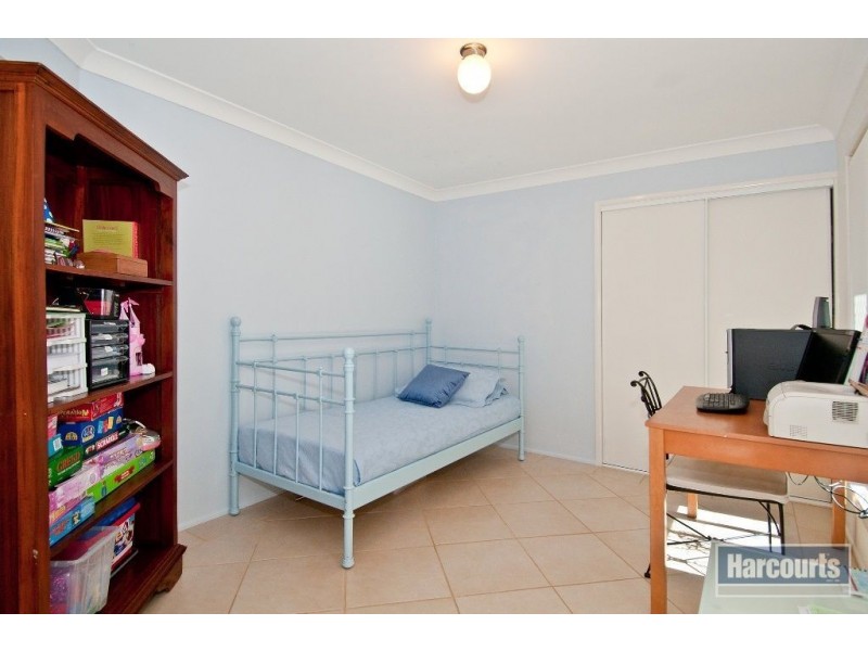 6 Dorset Close, Greenbank QLD 4124