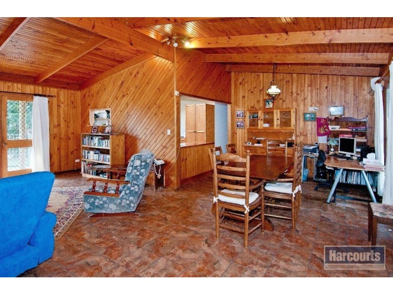 72 Barnes Road, Cedar Vale QLD 4285