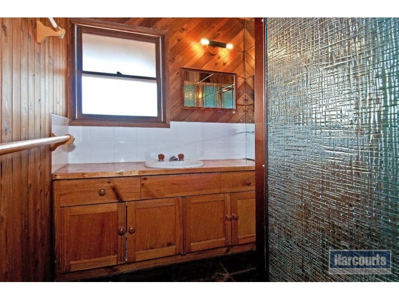 72 Barnes Road, Cedar Vale QLD 4285