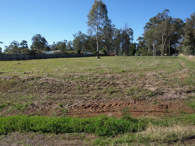 4 Pearson Court, Cedar Grove QLD 4285