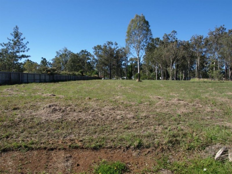 4 Pearson Court, Cedar Grove QLD 4285