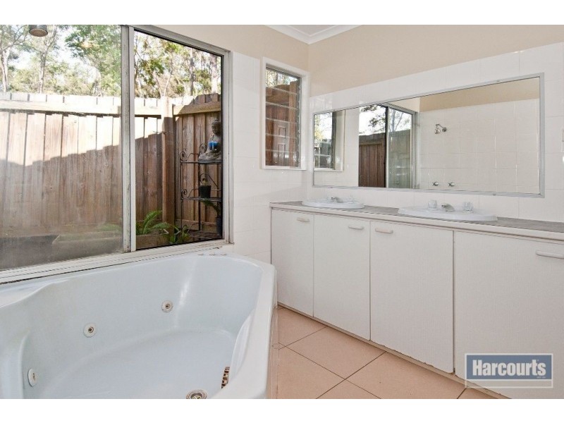 106 Pakenham Road, Greenbank QLD 4124
