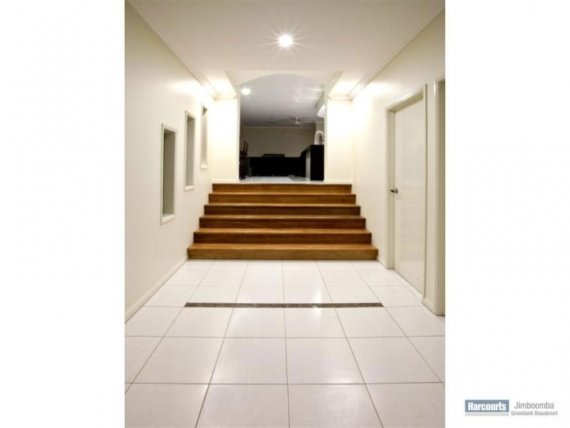 5 Wildwood Crescent, Jimboomba QLD 4280