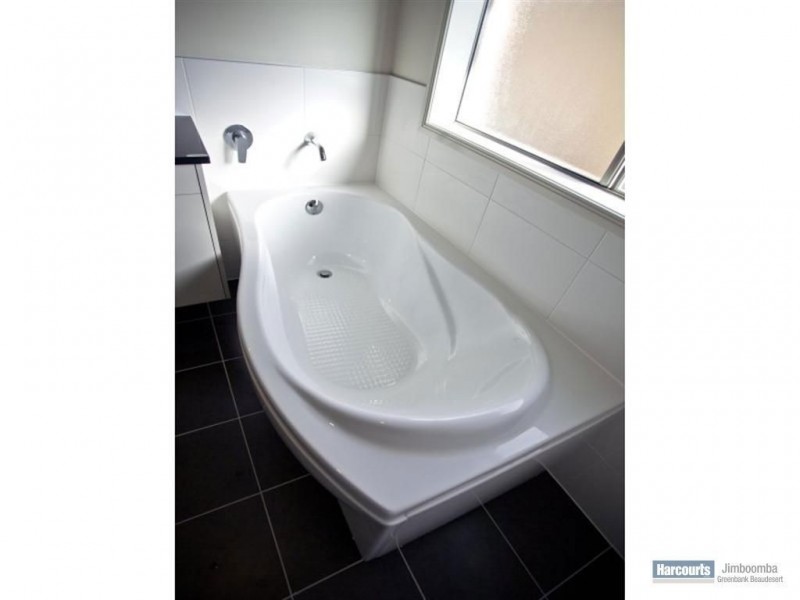 5 Wildwood Crescent, Jimboomba QLD 4280