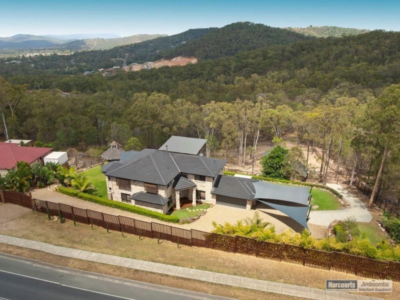 89 Wuraga Road, Bahrs Scrub QLD 4207