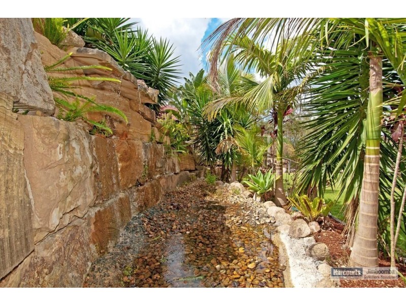 89 Wuraga Road, Bahrs Scrub QLD 4207