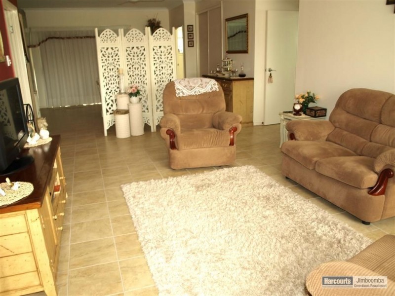 18/6-42 Quinzeh Creek Road, Logan Village QLD 4207