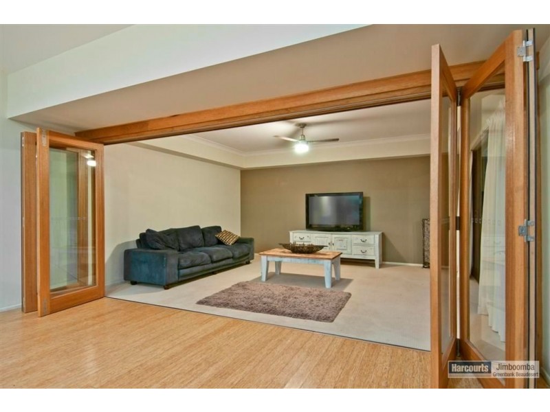 35 Avocet Court, Greenbank QLD 4124