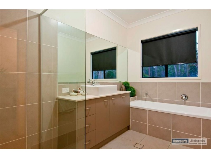 35 Avocet Court, Greenbank QLD 4124