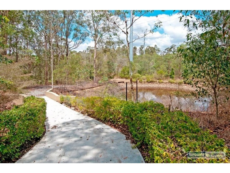 194 Honeyeater Drive, Greenbank QLD 4124