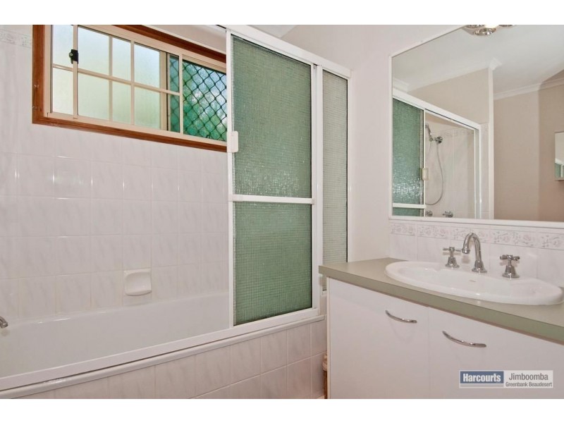 9 Hickory Place, Cedar Grove QLD 4285