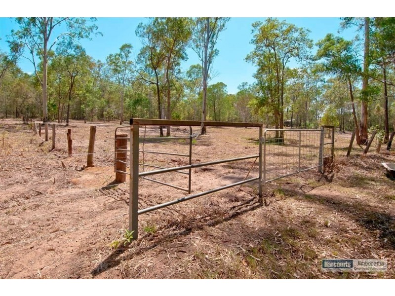 134 Farm Road, Greenbank QLD 4124