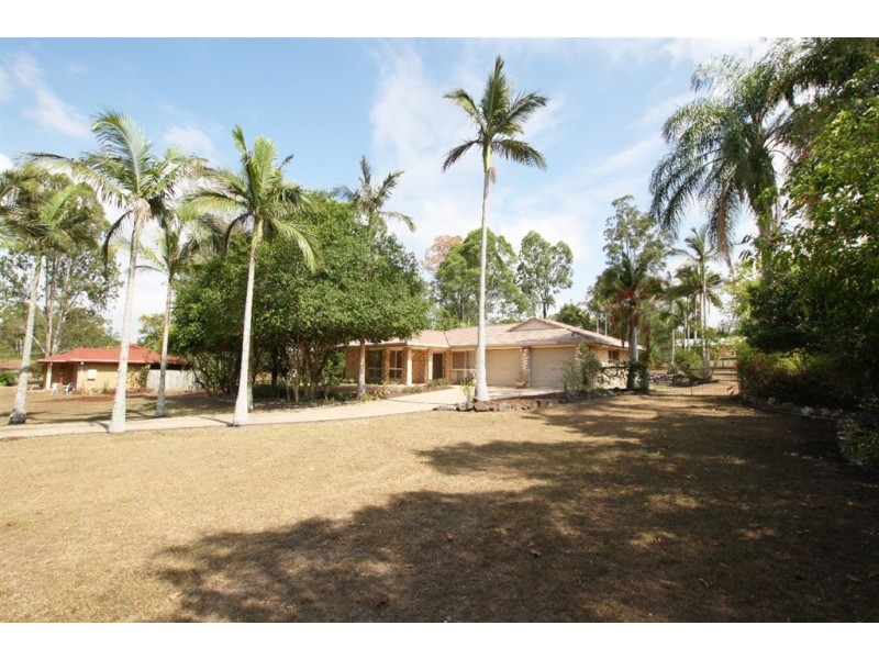 34 Tullamore Way, Gleneagle QLD 4285