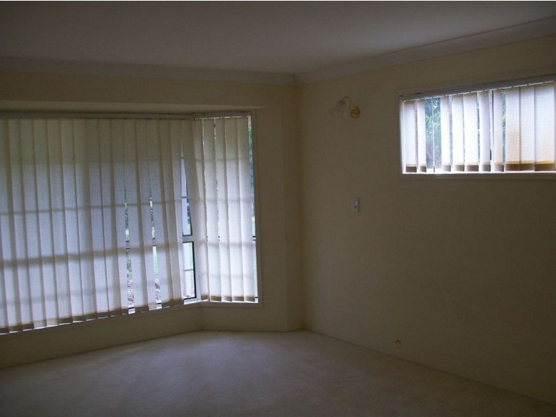 2 Sheen Rd, Woodhill QLD 4285