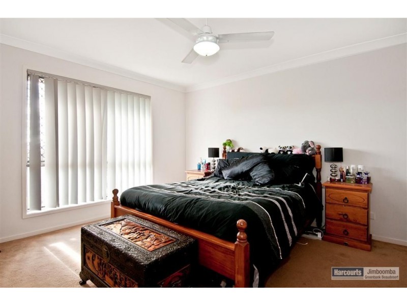 6 Sunrise Crescent, Regents Park QLD 4118