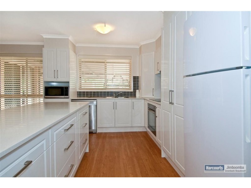 127 Peppertree Drive, Jimboomba QLD 4280