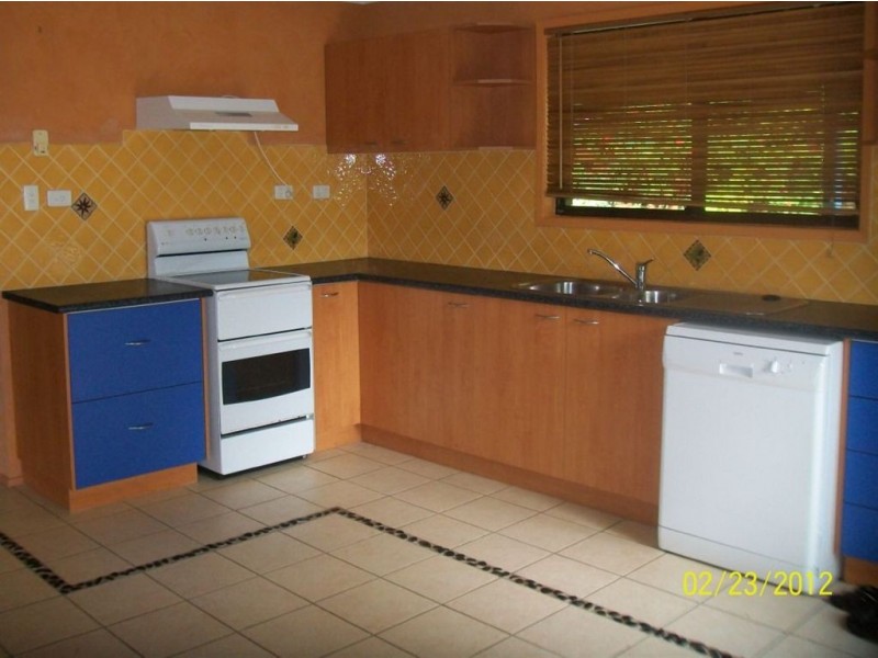 25 Stirling Street, Beaudesert QLD 4285