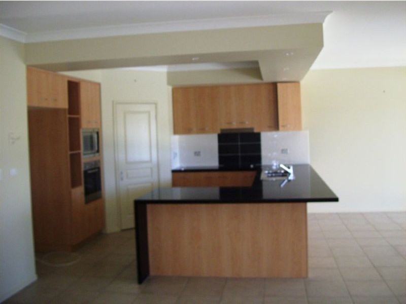 28 Dianella Court, New Beith QLD 4124