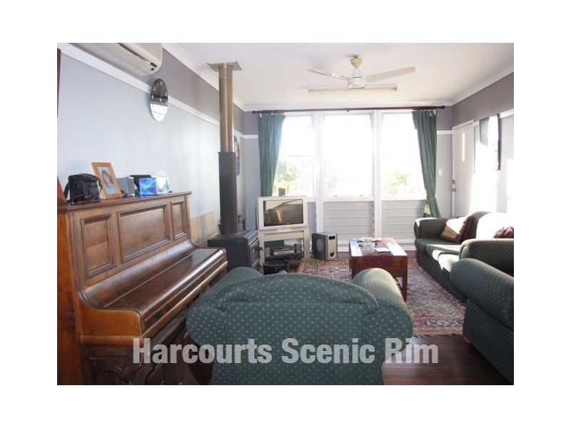 10 Cross Street, Jimboomba QLD 4280