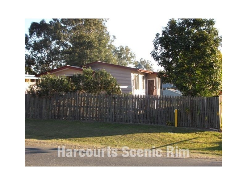 10 Cross Street, Jimboomba QLD 4280