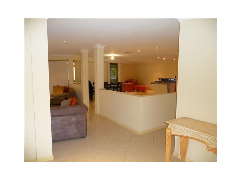 12 Lady Penrhyn Court, Mundoolun QLD 4285