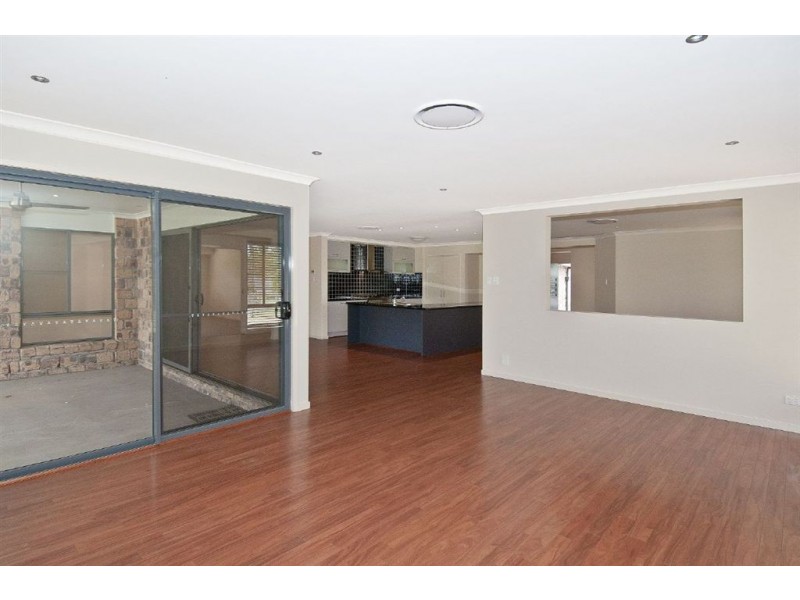 11 Blue Crane, New Beith QLD 4124