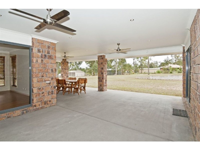 11 Blue Crane, New Beith QLD 4124