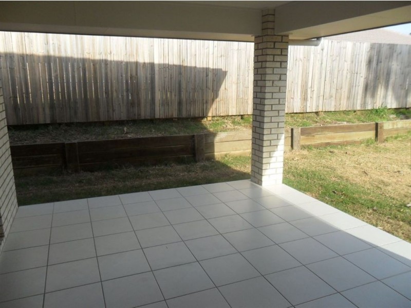 6 Honeygem Place, Jimboomba QLD 4280