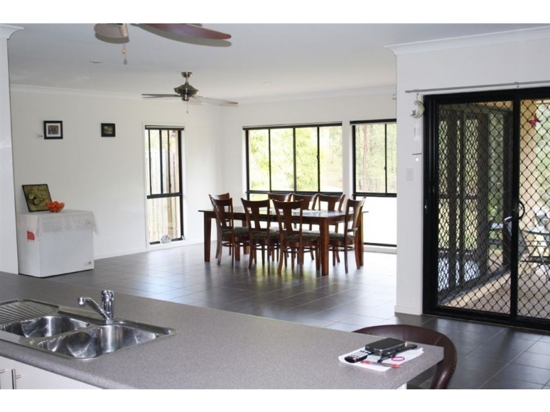 14 Maggie Court, Cedar Vale QLD 4285