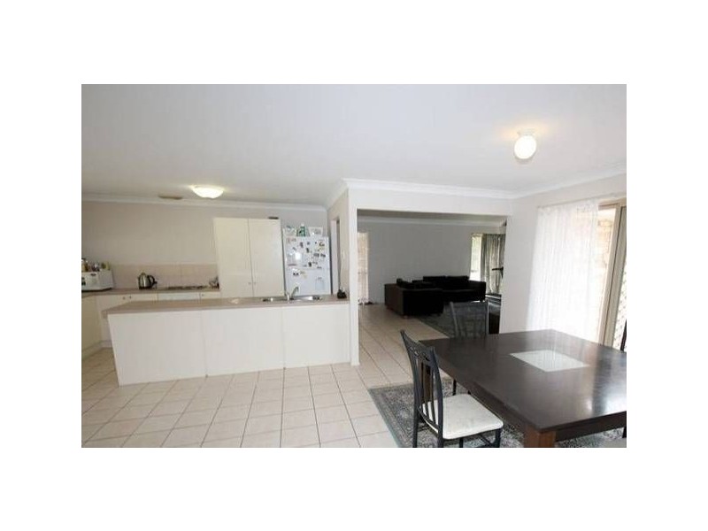 2 Thompson Road, Greenbank QLD 4124