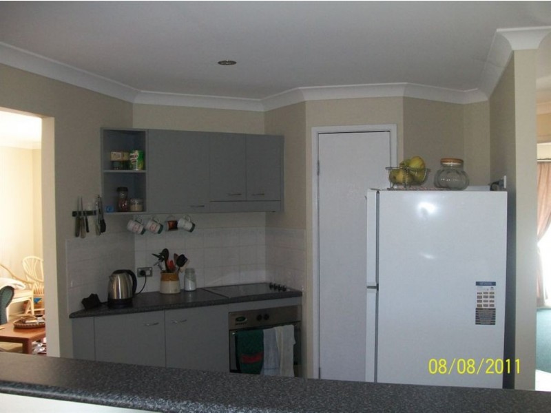 26-28 Russell Court, Cedar Grove QLD 4285