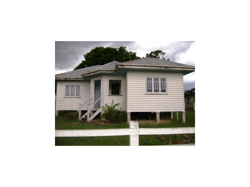 11 Tina Steet, Beaudesert QLD 4285