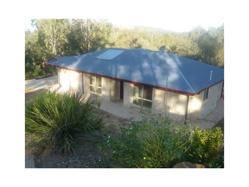 141-143 Scarvell Place, Kooralbyn QLD 4285