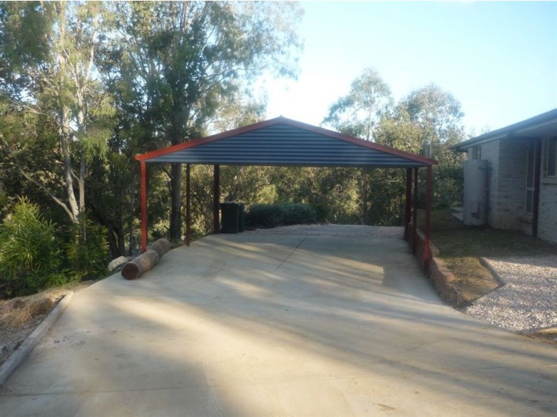 141-143 Scarvell Place, Kooralbyn QLD 4285