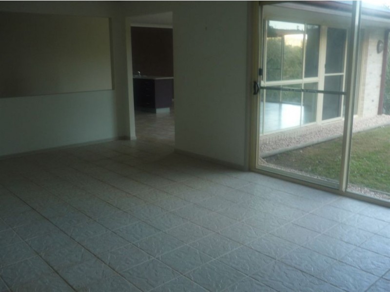 141-143 Scarvell Place, Kooralbyn QLD 4285