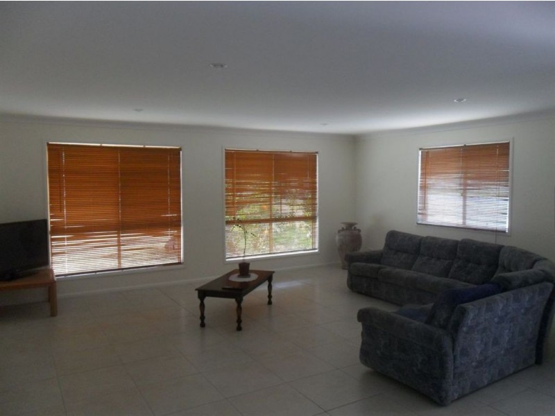 95 Pastoral Court, Jimboomba QLD 4280