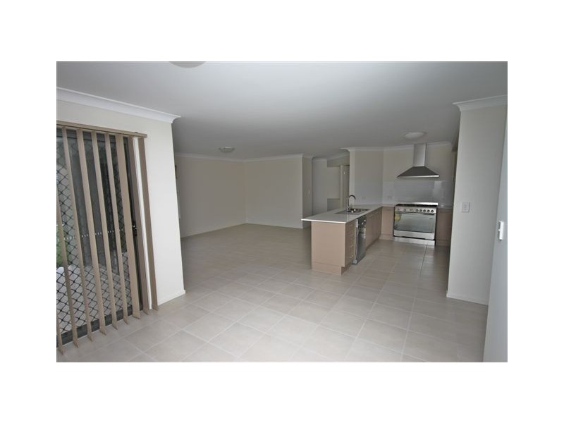 12 Pelsart Place, Jimboomba QLD 4280