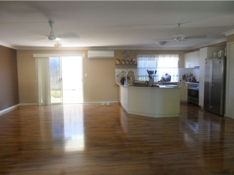 13 Spring Street, Jimboomba QLD 4280