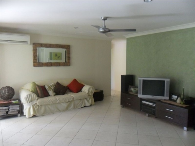 63 Platypus Dr, Greenbank QLD 4124