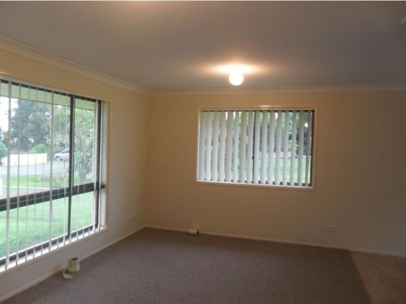 27 Queen Street, Jimboomba QLD 4280