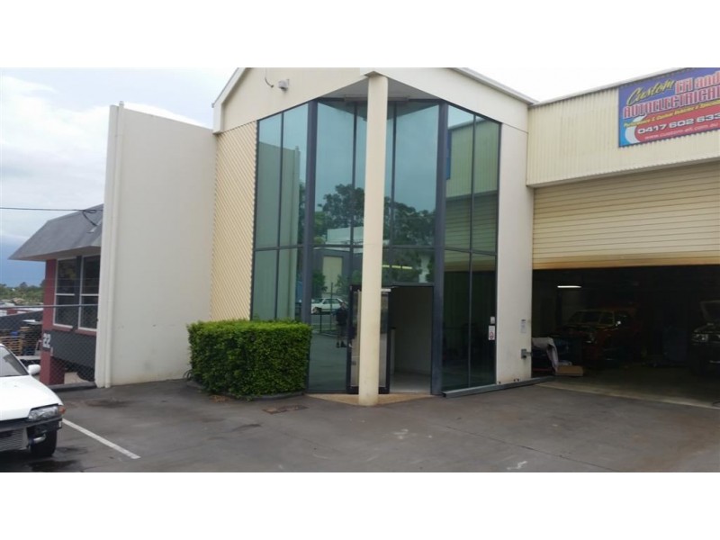 1/24 Tradelink Road, Hillcrest QLD 4118