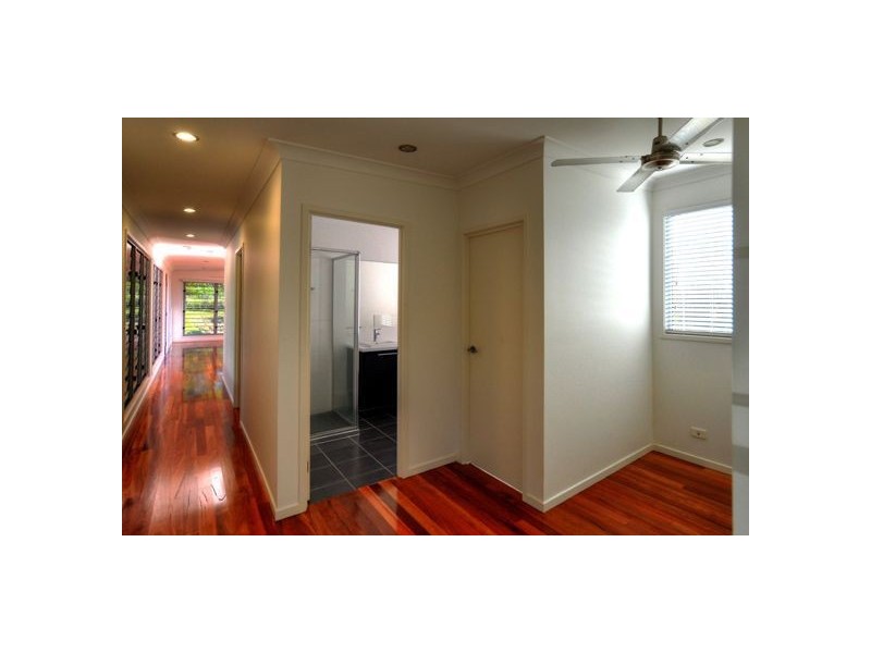 9-19 Sable Close, Greenbank QLD 4124