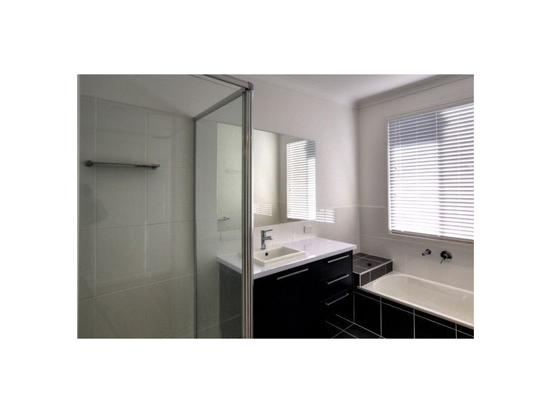 9-19 Sable Close, Greenbank QLD 4124