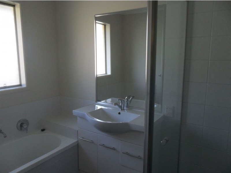 185 Peppertree Drive, Jimboomba QLD 4280